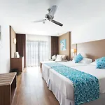 Hotel Riu Bravo