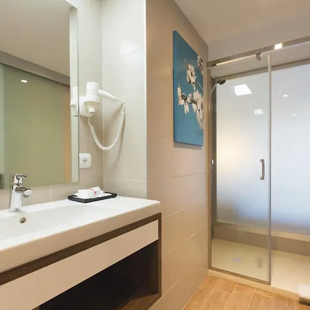 Riu Bravo Hotel 4*