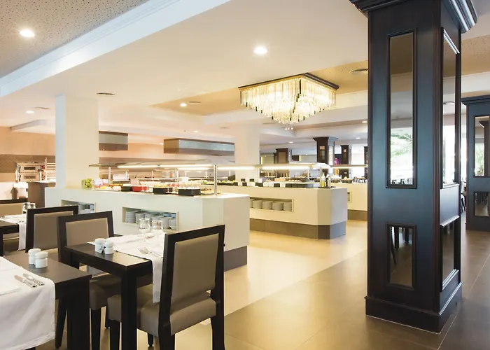 فندق Riu Bravo 4*